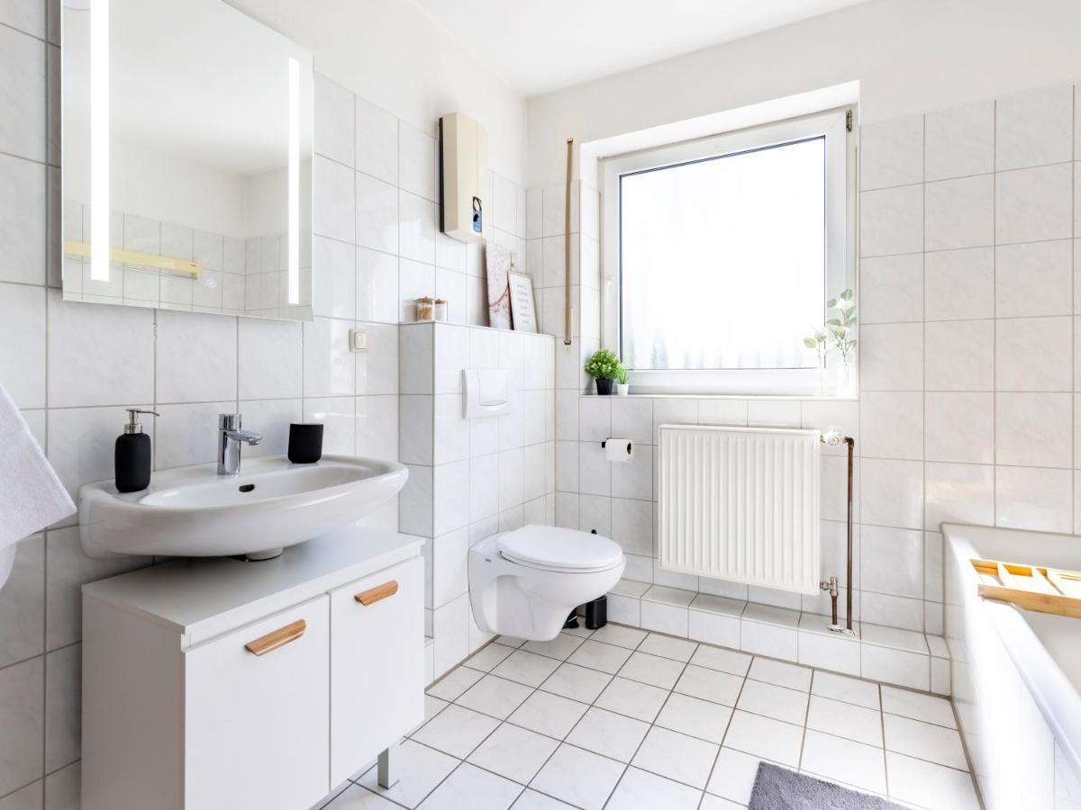 Arena In Der Naehe - Tiefgarage - Balkon - Kueche - Smart Tv Apartment Гелзенкирхен Екстериор снимка